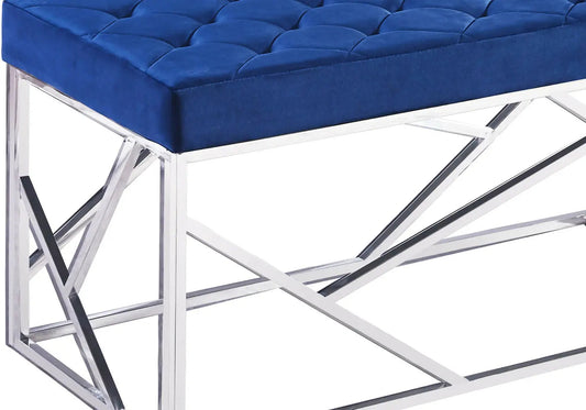 Banc design capitonné en bleu et chromé | Zenvia