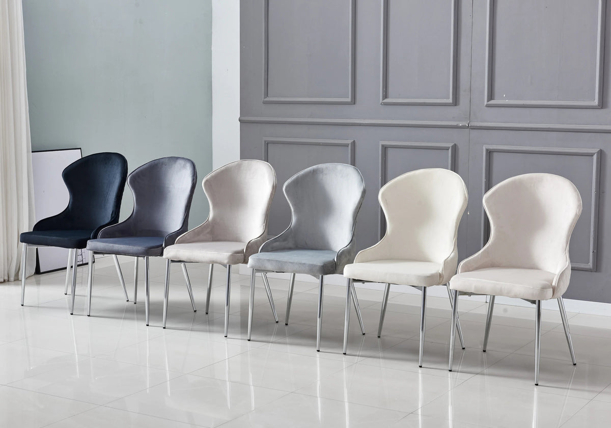 4 chaises velours écru capitonnées et argent | Velora
