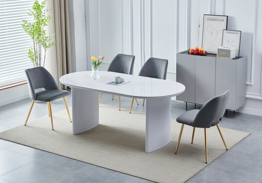 Ensemble table marbre blanc et chaises dorées | Zivo