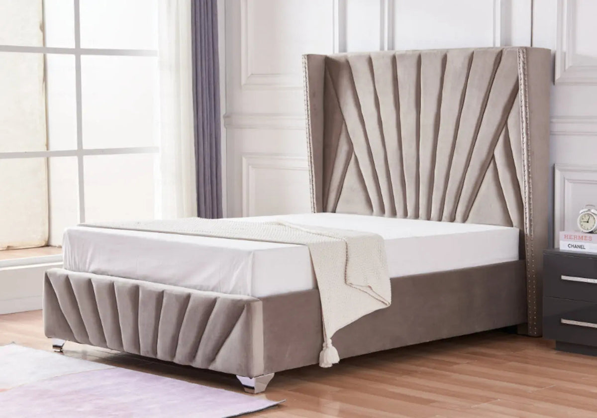 Lit king size moderne et élégant en beige | Dune