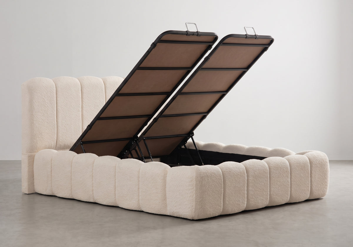 Lit coffre relevable en bouclette beige | Puffy