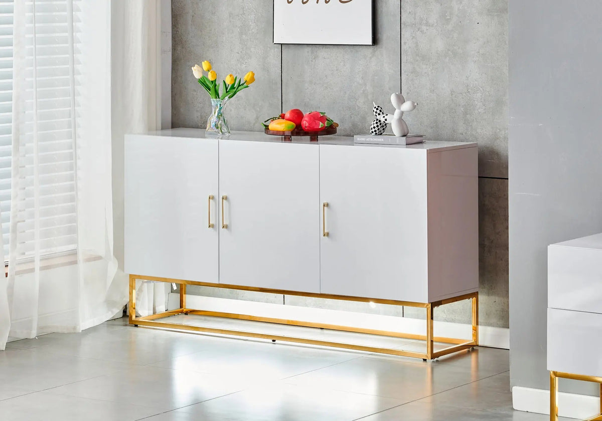 Buffet design laqué blanc et doré pour le salon | Zumi