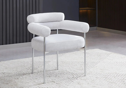 Fauteuil de table bouclé gris avec pieds argentés | Kove