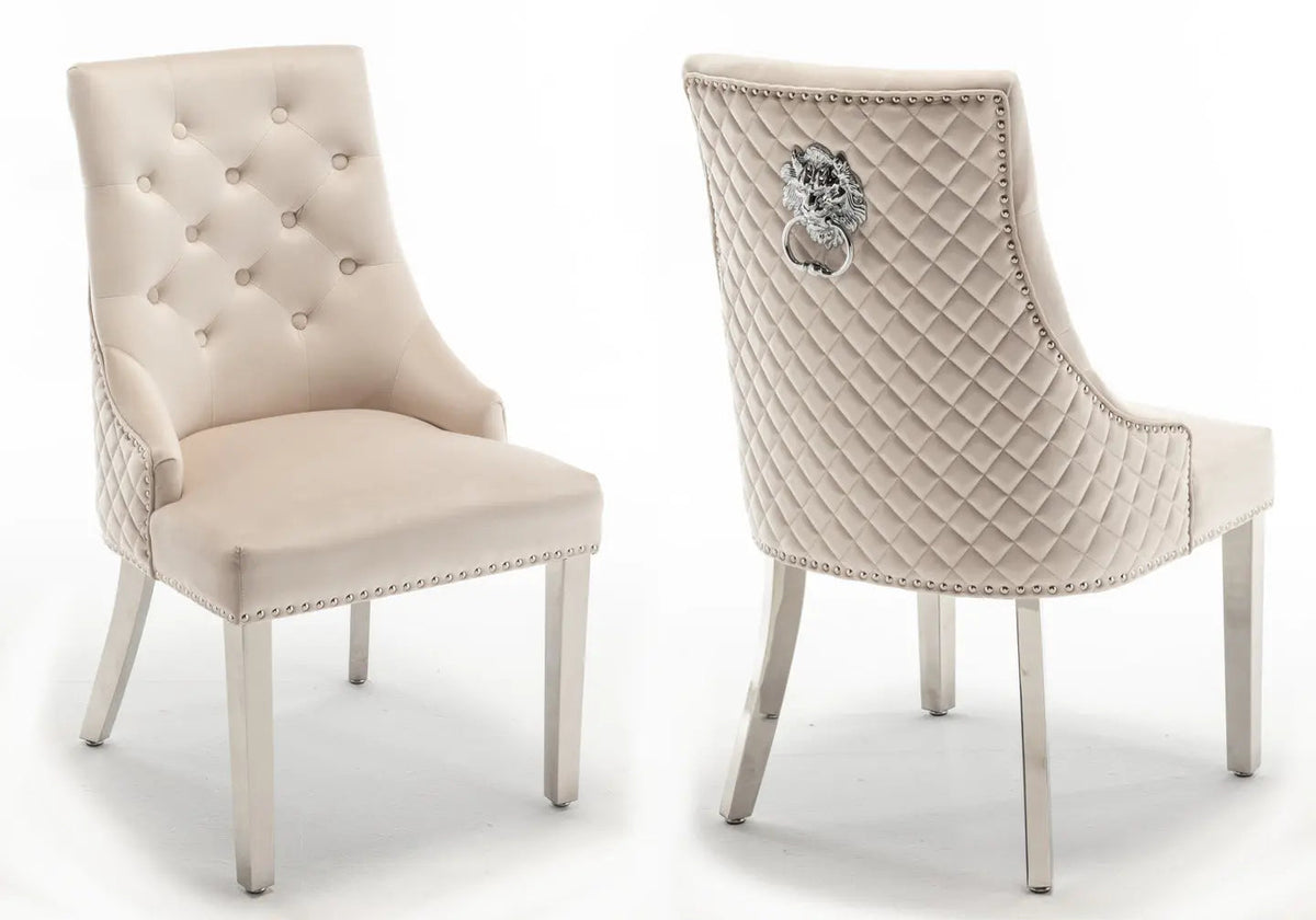 2 chaises capitonnées beige tête de lion | Kreo