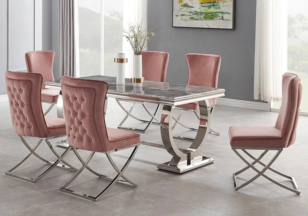 Chaise capitonnée en rose et pied argenté | Korva