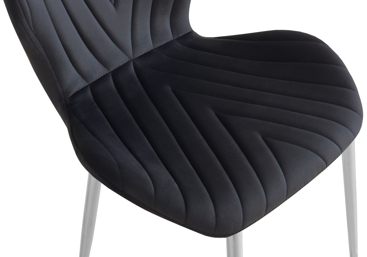 Lot de 4 chaises en noir et pieds argentés | Aura