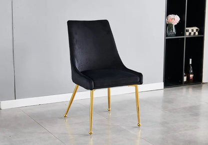 Lot de 4 chaises en noir et pieds dorés | Velox