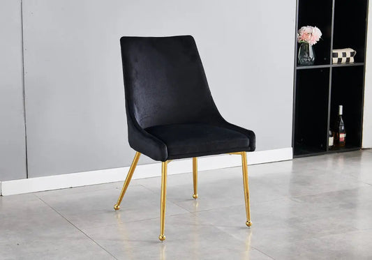 Lot de 4 chaises en noir et pieds dorés | Velox