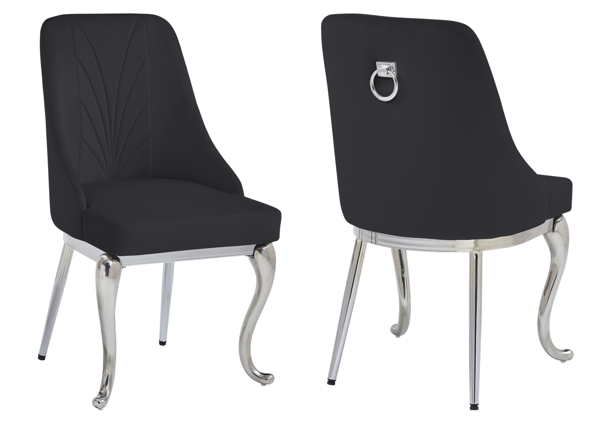 Chaises baroques en noir et anneau argenté | Zenix