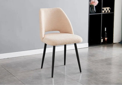 Ensemble table et chaises noir et marbre beige | Kora