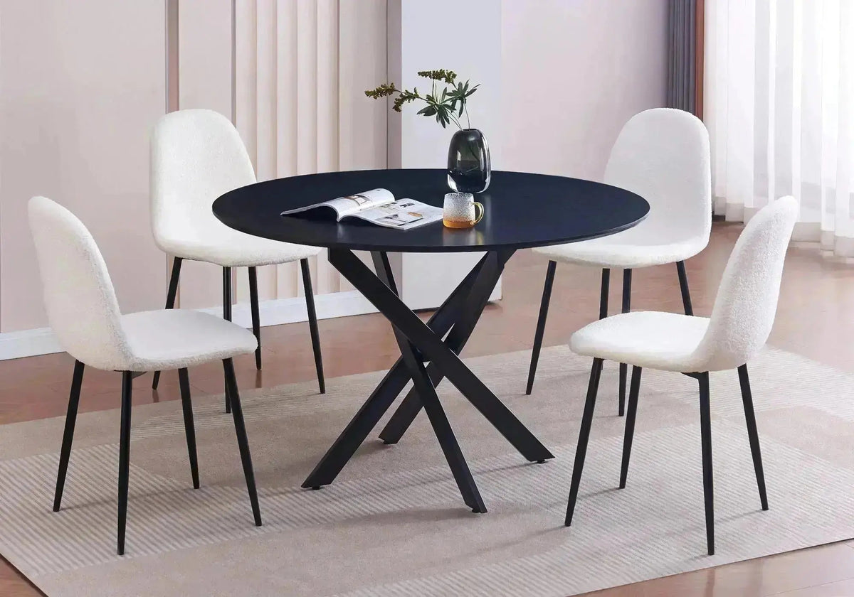 Ensemble table ronde noire et 4 chaises écru | Koda