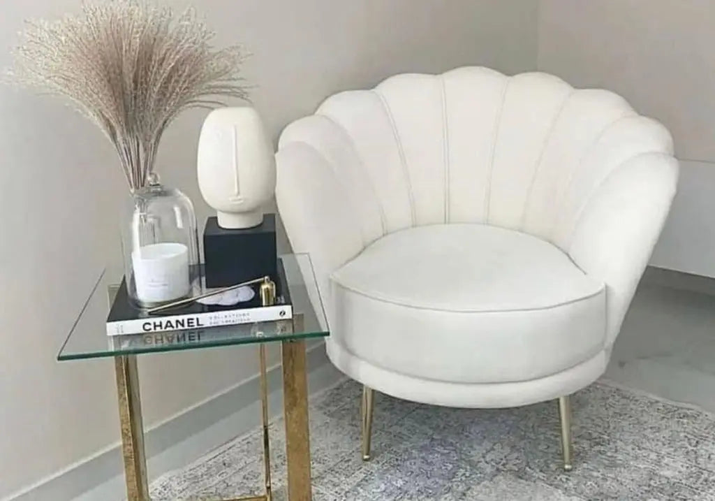 Fauteuil coquillage velours écru et pieds dorés | Zelix