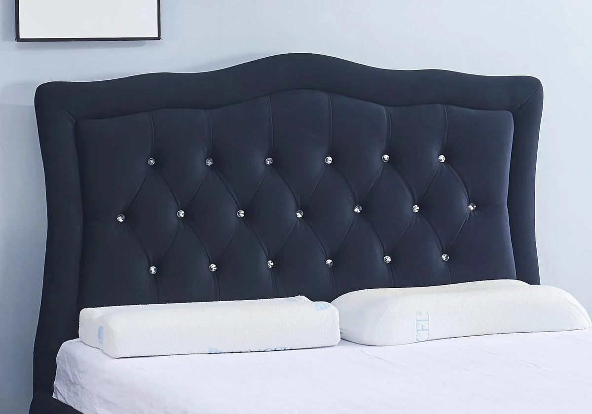 Lit double capitonné design en noir | Zynto