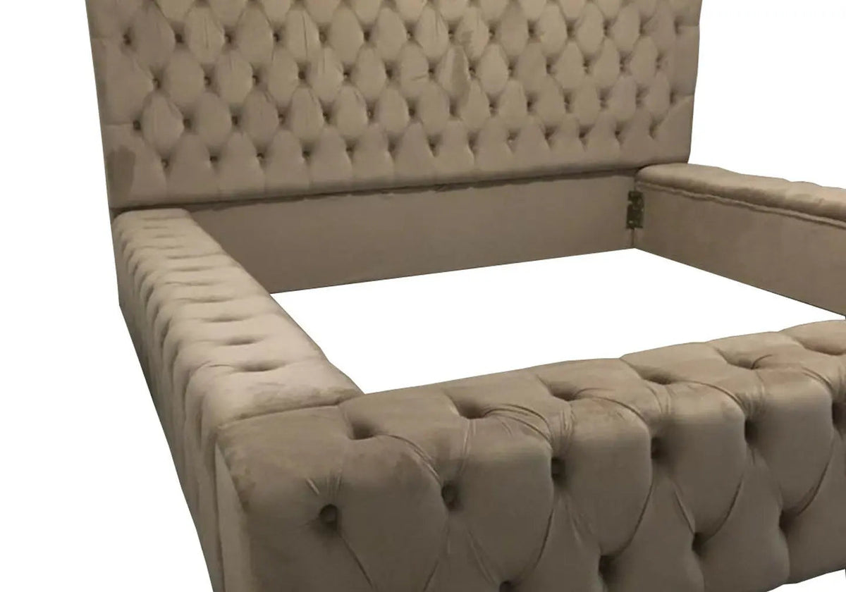 Lit double xl capitonné en moka chesterfield | Zyra