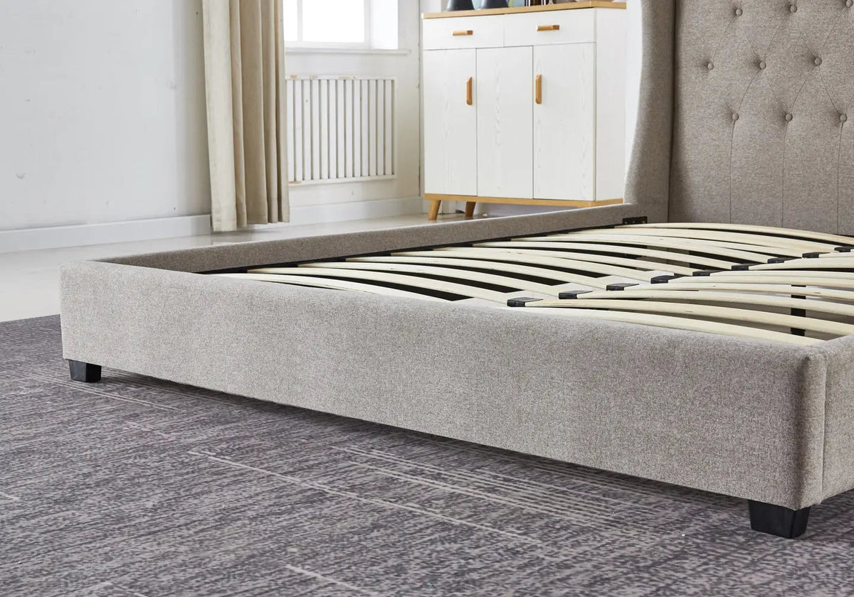 Cadre de lit double chester capitonné tissu taupe | Rhea