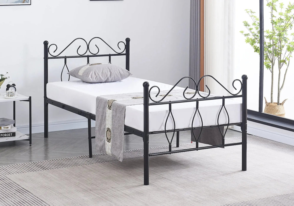 Lit en métal noir robuste pour chambre moderne | Kaelo
