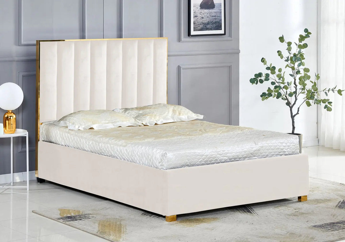 Lit contemporain en beige et détails dorés | Tevos
