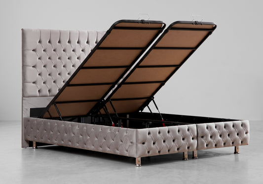 Lit coffre Chesterfield en velours taupe | Palazzo