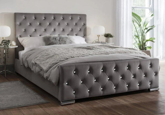 Lit double capitonné en gris avec strass | Cora