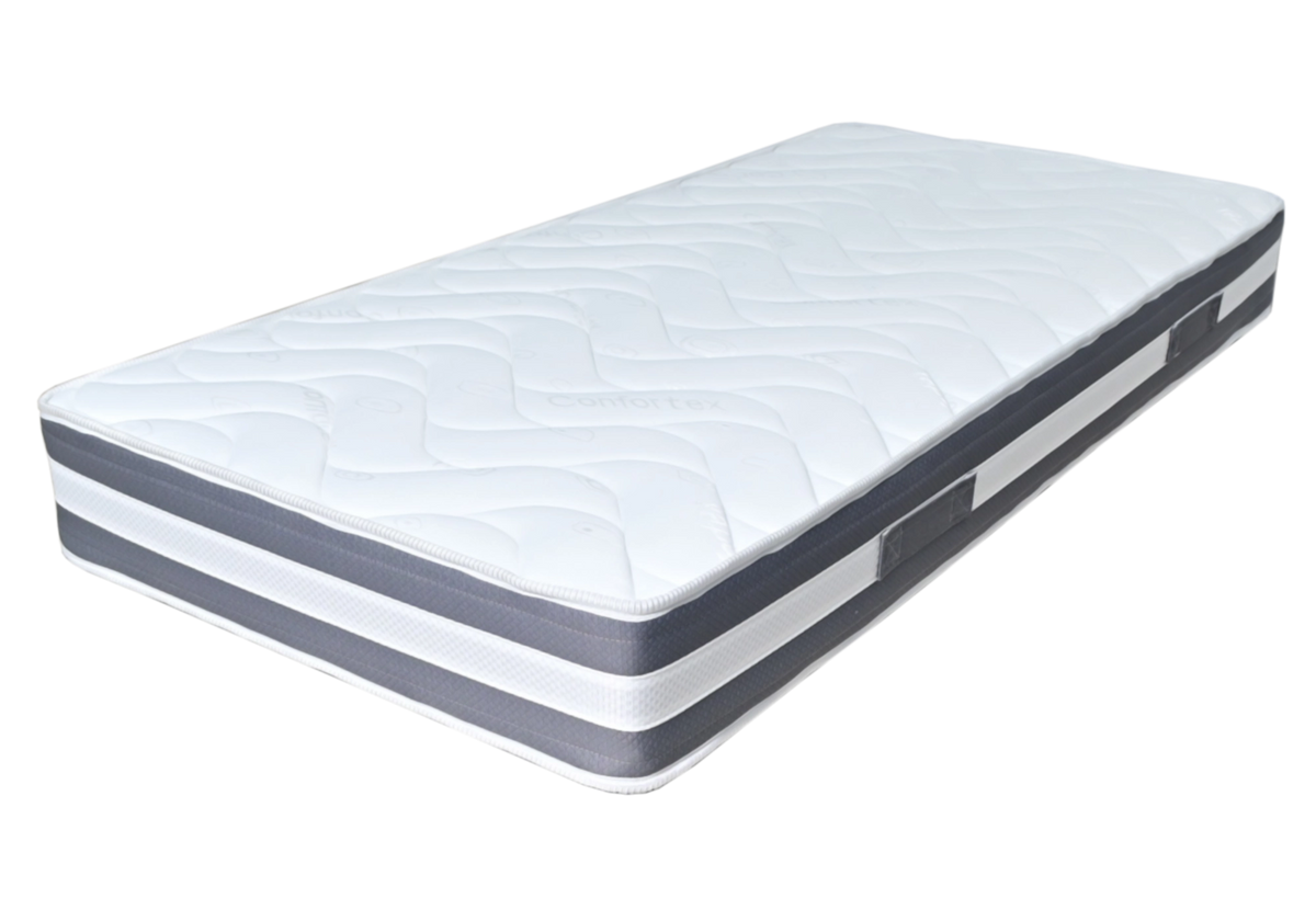 Matelas en mousse 20 cm au confort aéré et stable | Zelia