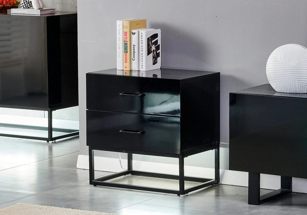 Petit meuble de rangement laqué noir avec led | Zumi