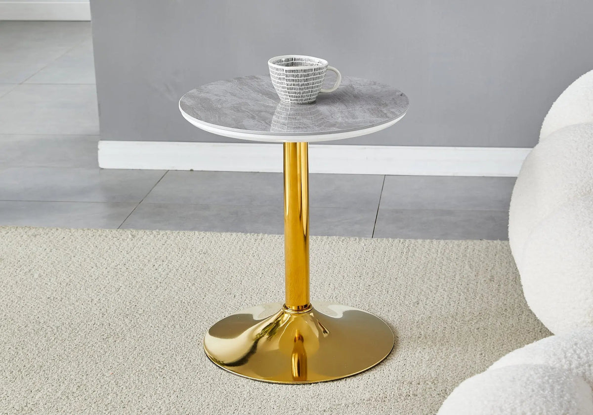 Petite table d'appoint dorée céramique marbre blanc | Kaelo