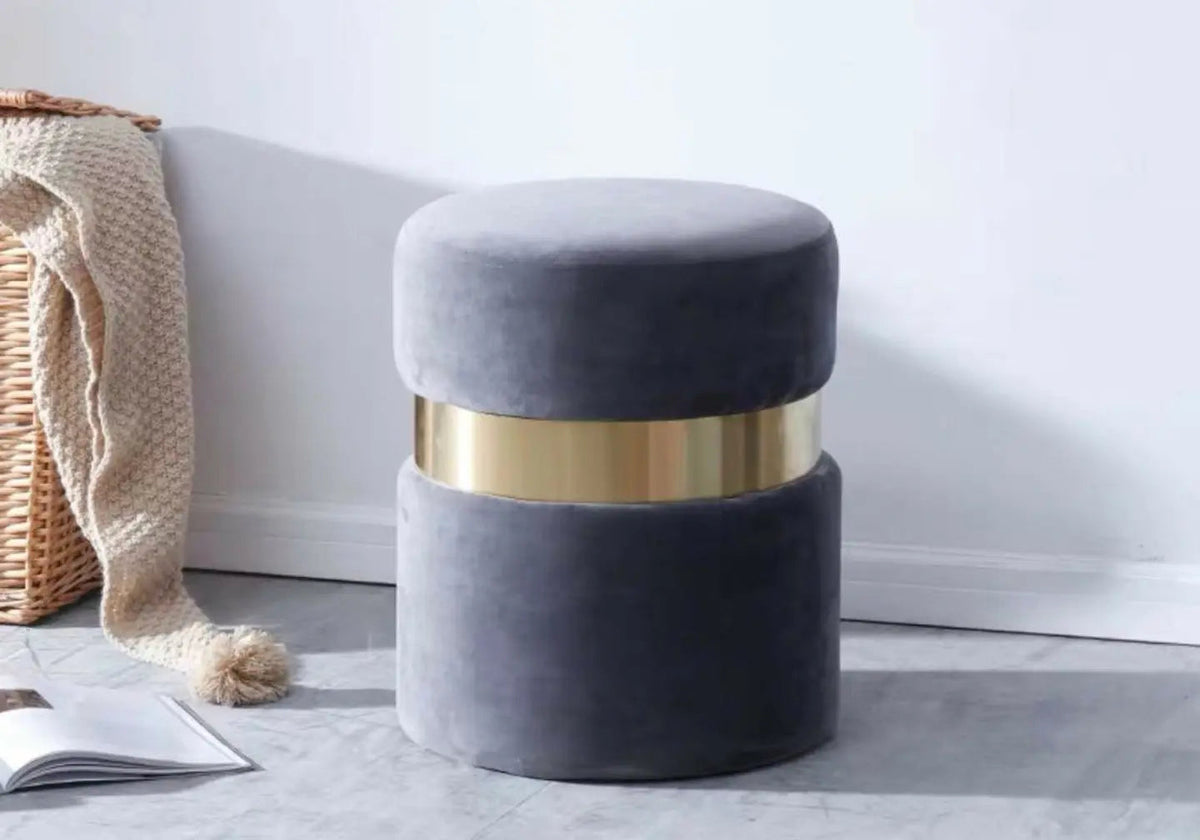 Pouf design en gris et socle en métal doré | Vian