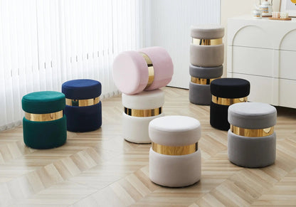 Pouf design en moka avec socle doré | Vian