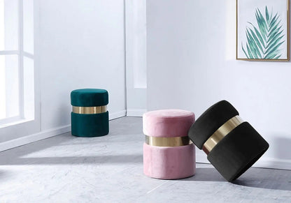 Pouf design moderne en noir et métal doré | Vian