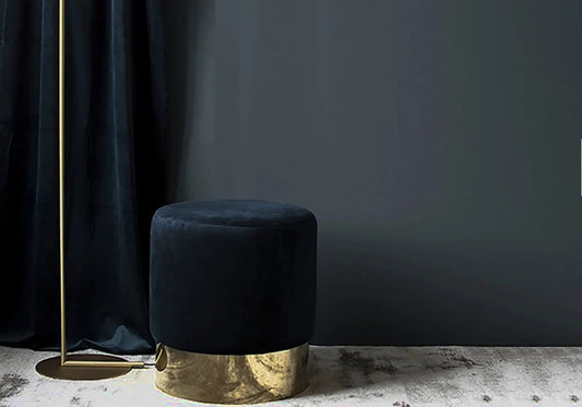 Pouf design en noir et socle en métal doré | Vexta
