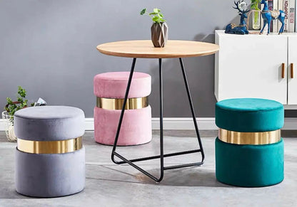 Pouf design moderne en rose et métal doré | Vian