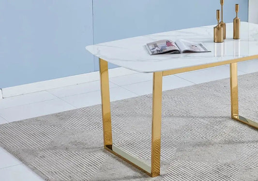 Table à manger marbre blanc et pieds dorés | Kora