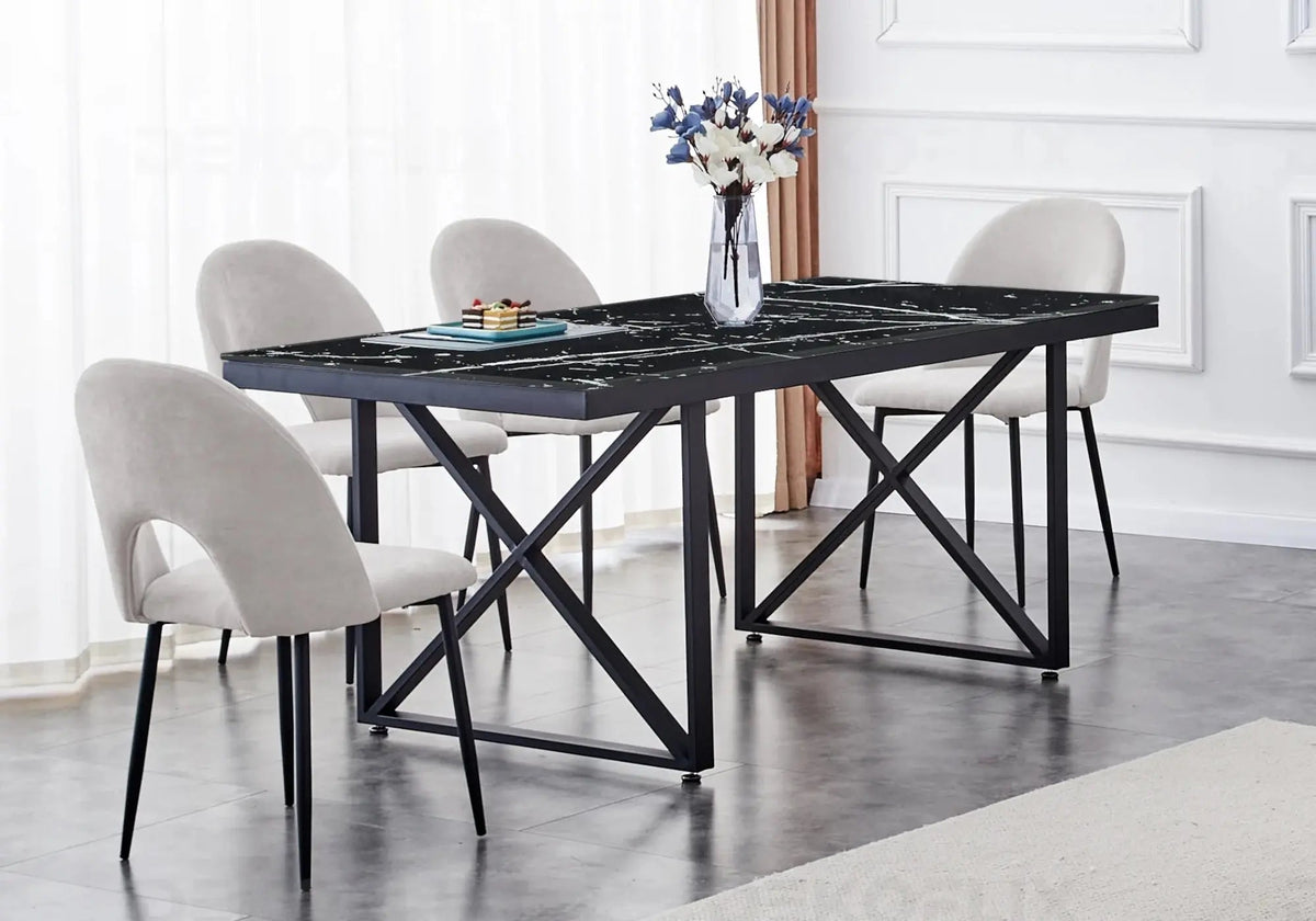 Table à manger noire effet marbre noir design | Zyra