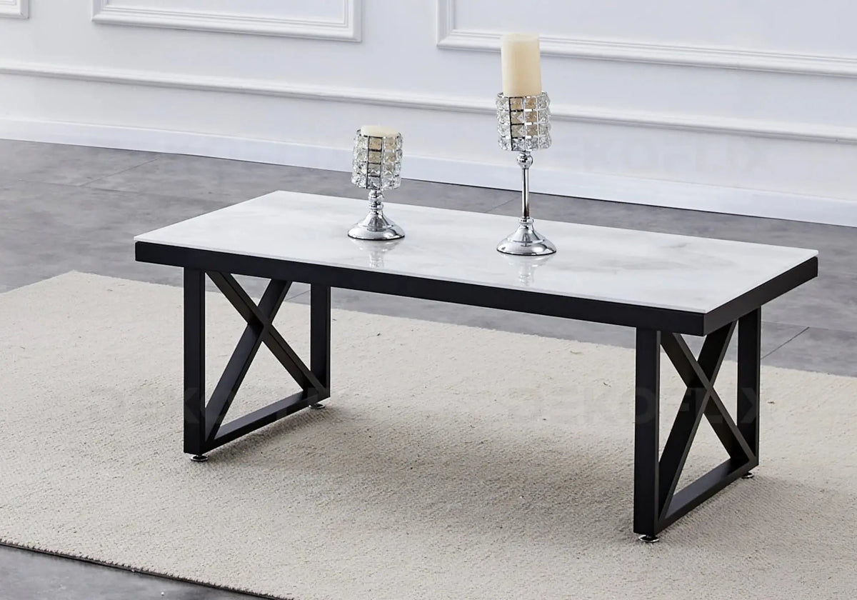 Table basse noire et marbre blanc pour le salon | Zyra