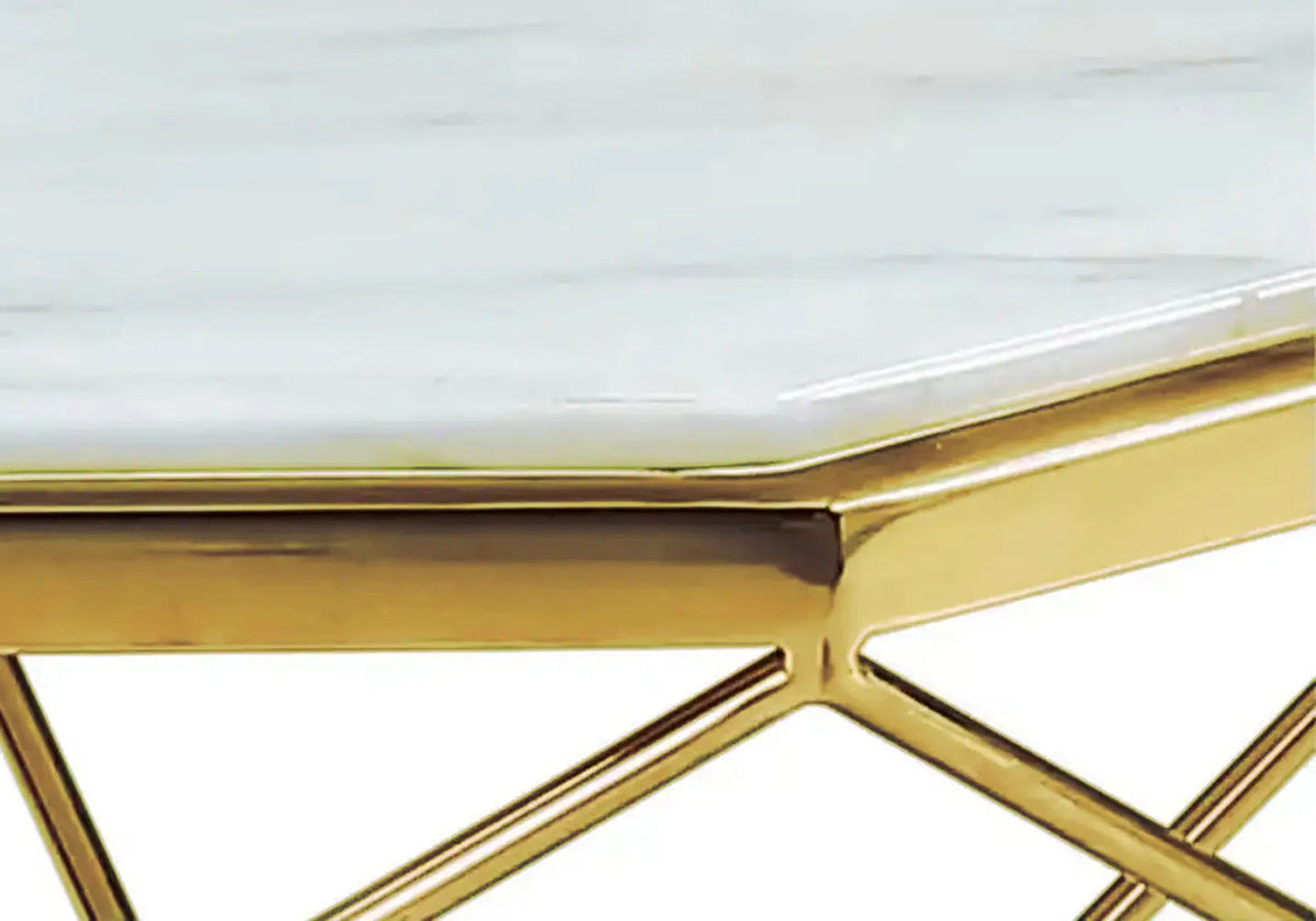 Table basse octogonale en métal doré et marbre | Zenvia