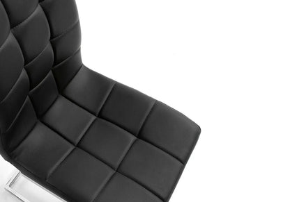 Table à manger chêne et verre avec 6 chaises noires | Elora