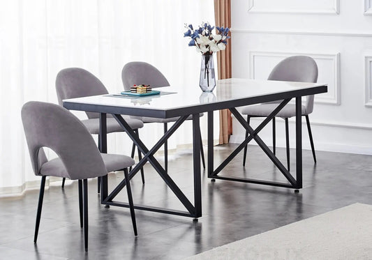 Table marbre blanc et chaises anthracite | Zyra