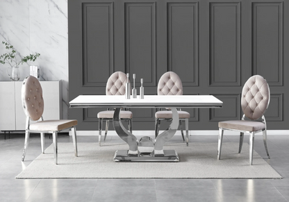 Table verre blanc et 4 chaises capitonnées argent | Juno